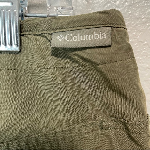 Columbia Olive Green Hiking Drawstring Shorts Size Medium - Picture 7 of 8